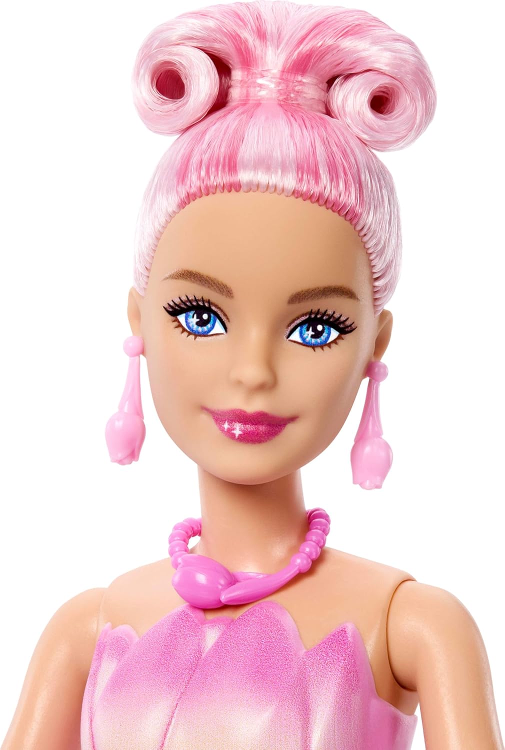 Barbie Petal Pop com aroma de boneca, vestido rosa de tulipa e acessórios, buquê revelado com coelhinho de estimação e surpresas como regador, colar e brincos, JMF57