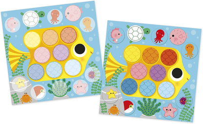 Janod - 72 Adesivos redondos grandes adequados para mãos pequenas - A partir de 2 anos - 4 quadros para preencher lacunas - Adesivos redondos - Kit de lazer criativo infantil - Habilidades motoras finas e concentração - J09159