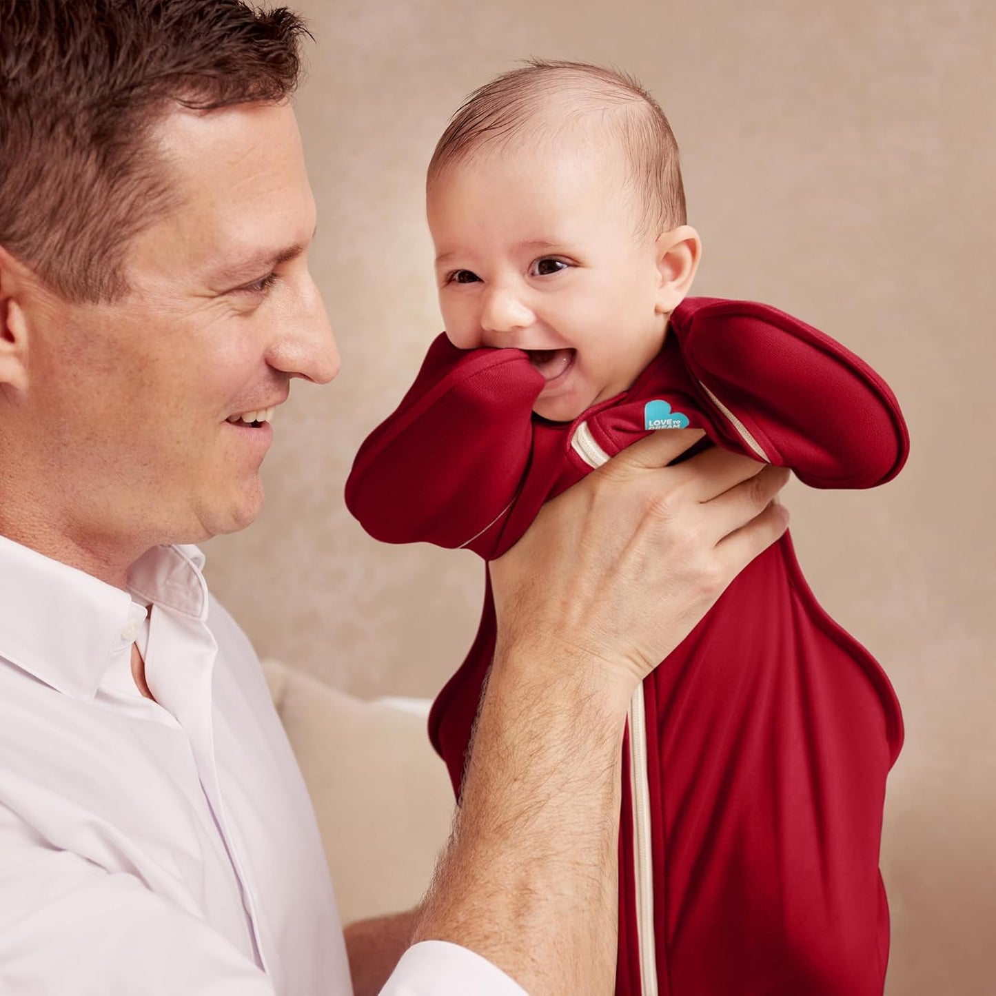 Love To Dream™ Saco de Transição Swaddle UP™, Grande (8,5-11 kg), Bordô, Ajuste Perfeito, Abas Removíveis com Zíper, 1.0 TOG para Temperaturas de 20-24°C, Algodão Elástico Lavável à Máquina, 2 Zíperes, Facilita a Troca de Fraldas