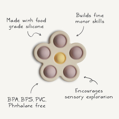 Mushie Brinquedo de apertar | Brinquedo sensorial antiestresse com bolhas | A partir de 10 meses | Brinquedo para aliviar o estresse | 100% silicone de qualidade alimentar e plástico ABS | Design de flor (tomilho seco/natural/areia movediça)