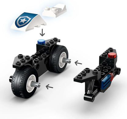 LEGO Conjunto de perseguição de motocicleta da polícia City com uma motocicleta de brinquedo, 2 minifiguras, minicaixa eletrônico e um skate - Presente de aniversário para meninos e meninas a partir de 4 anos - 60455