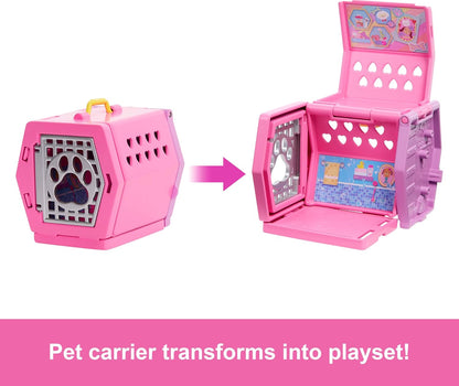 Barbie Conjunto de Brinquedo Chelsea® com Bolsa para Cachorrinho, Boneca Pequena Loira e Acessórios, Bolsa para Cachorrinho com Peças Temáticas de Cachorrinho, JDF89