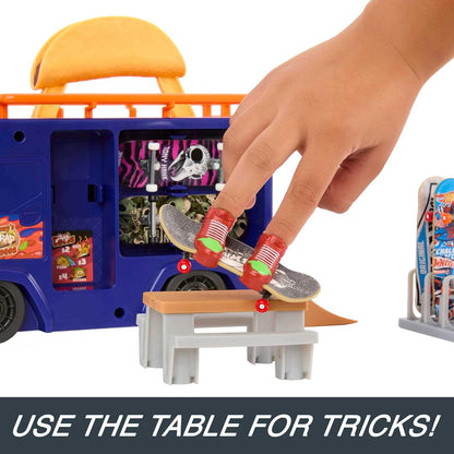 Hot Wheels Estojo Skate Taco Truck - Com corrimão retrátil para manobras radicais de skate, inclui fingerboard exclusivo e sapatos de skate removíveis, para crianças a partir de 5 anos, HMK00
