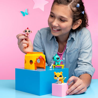 Littlest Pet Shop Tiki Jungle Playpack | O pacote contém 3 mini brinquedos LPS, 3 acessórios, 1 cartão colecionável e 1 código virtual | Brinquedos colecionáveis para meninas e meninos