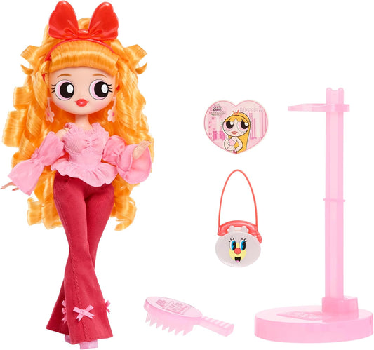 L.O.L. Surprise! OMG As Meninas Superpoderosas - Florzinha - Inclui 1 boneca fashion, vem com roupa e acessórios. Colecione as 3!