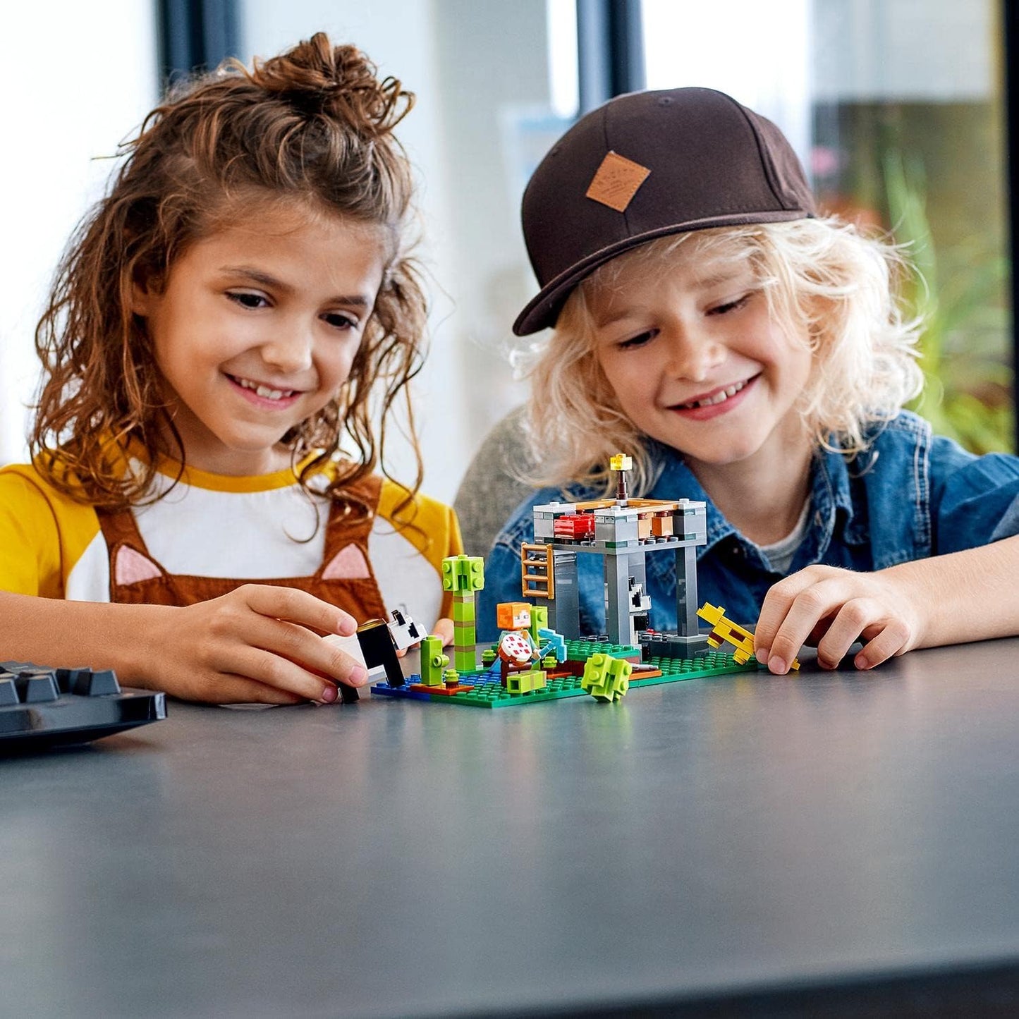 LEGO 21158 Minecraft The Panda Nursery Building Set com Alex e figuras de animais, brinquedos para meninos e meninas de 7 anos ou mais