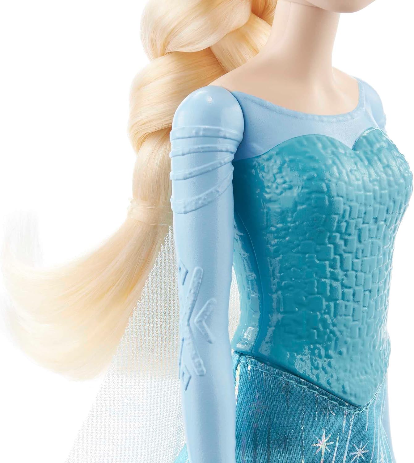 Mattel Boneca Disney Frozen Elsa – Visual do Filme Original | Boneca Articulada com o Vestido Azul Clássico, Capa, Saia, Sapatos e Cabelo Trançado – Inspirada em Disney Frozen, HLW47