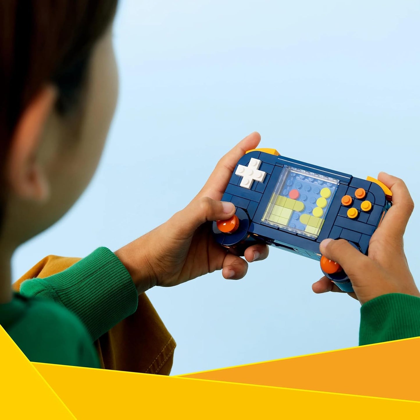 LEGO Creator Console de Jogos Retrô 3 em 1 - Transforma-se em uma Máquina de Arcade ou Computador com Teclado e Mouse - Ideia de Presente para Gamers a partir de 8 Anos - 31380