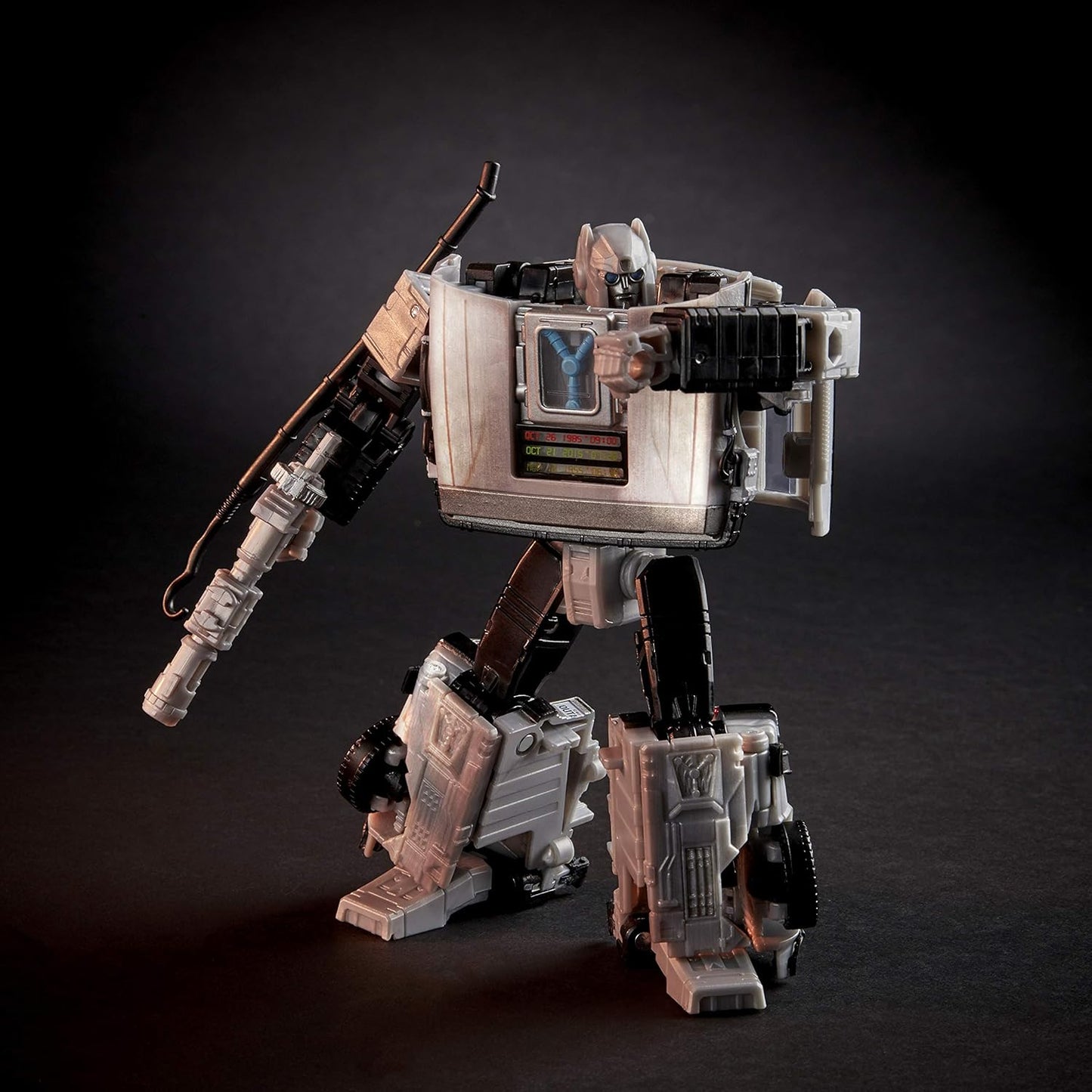 Transformers Toys Generations Collaborative: Back to the Future Mash-Up, Gigawatt - Back to the Future-35 Edition - Idade recomendada: 8 anos ou mais, 14 cm (5,5 polegadas)