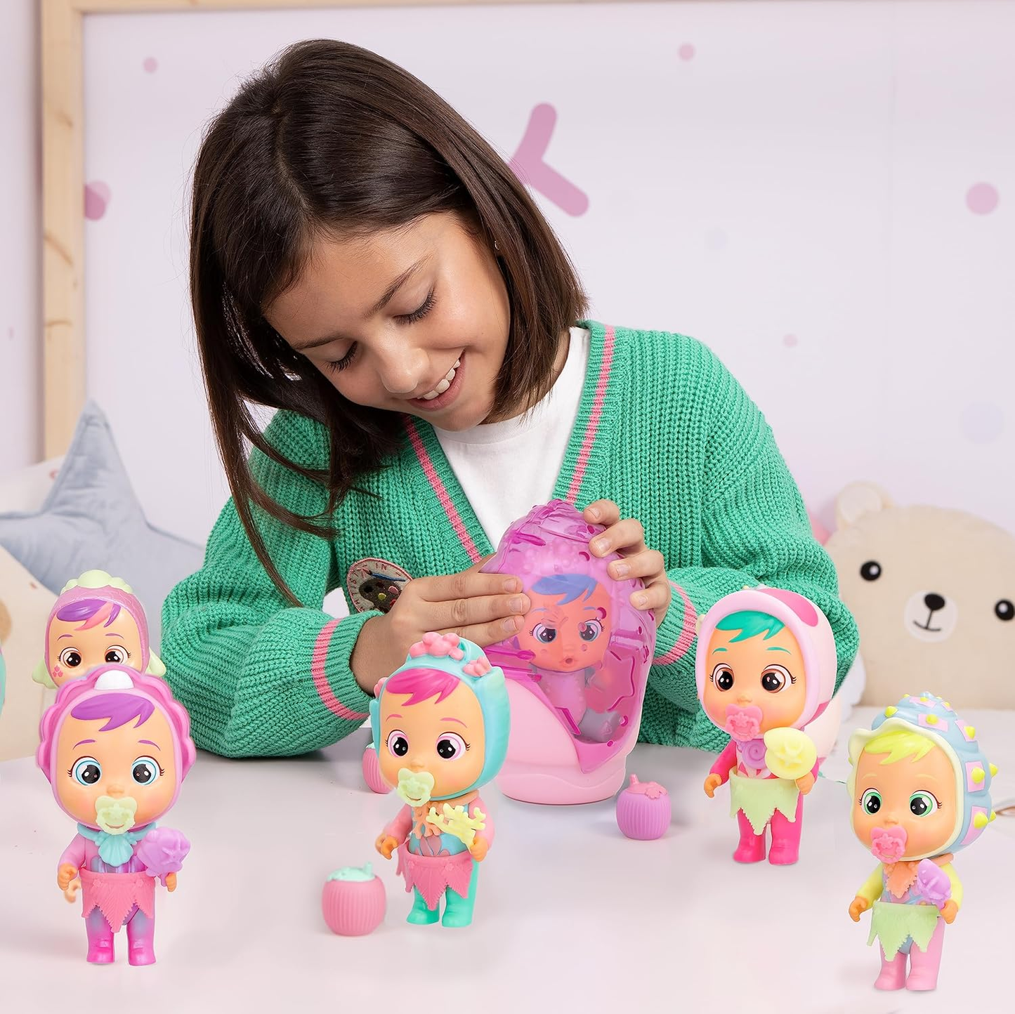 CRY BABIES MAGIC TEARS Conchas tropicais brilhantes e arenosas | Boneca colecionável que chora Lágrimas Espumosas com 8 Acessórios - Brinquedo para Meninas e Meninos +3 Anos
