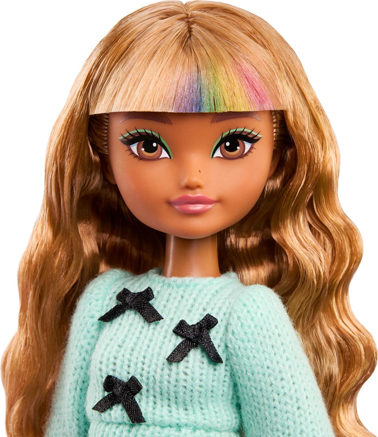 Barbie Dream Besties Boneca e Acessórios, Zia Boneca Fashion Articulada com Roupas Removíveis e Cabelo Castanho Ondulado, 7 Peças com Tema de Cabelo e Lua, JGG36