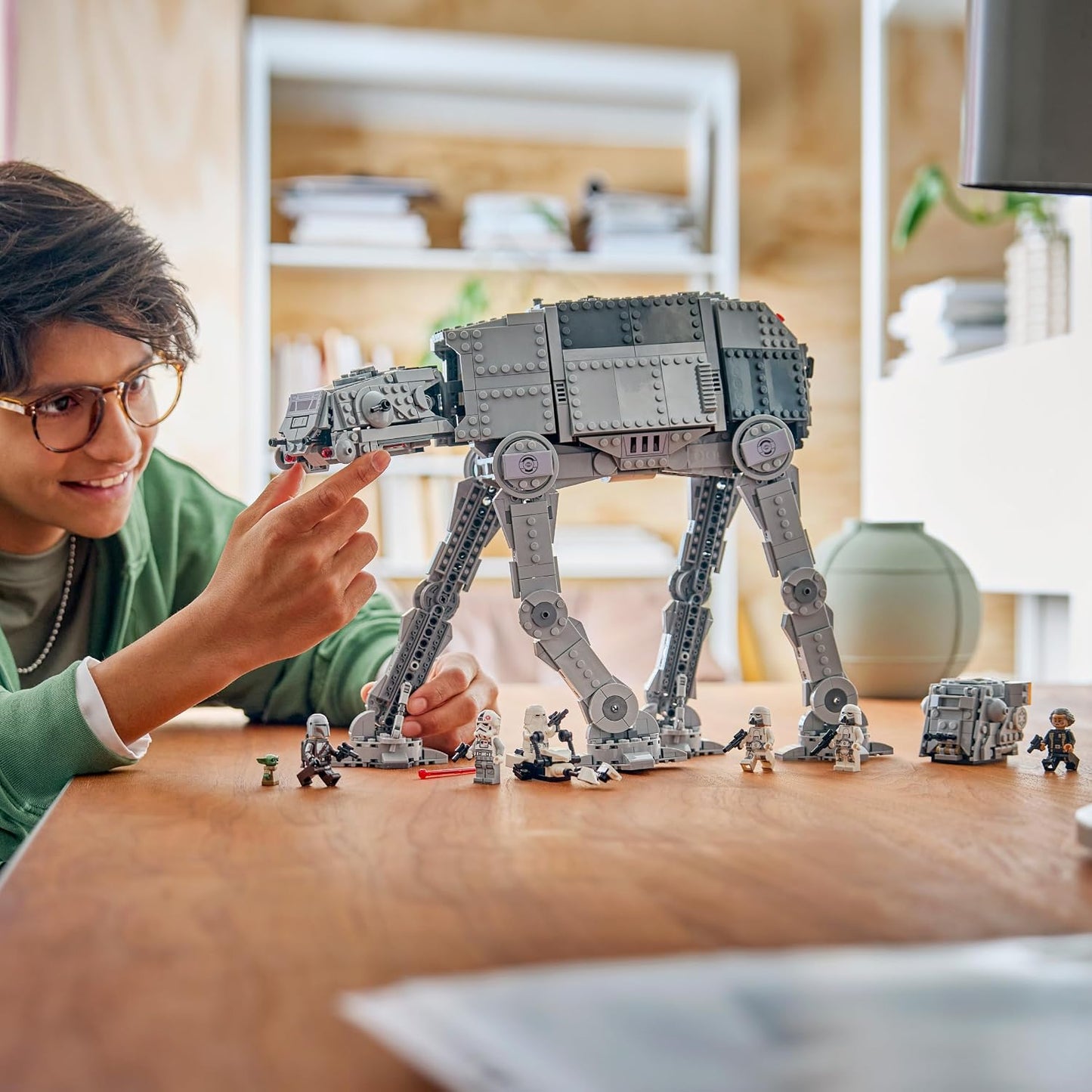 LEGO Star Wars 75454 AT-AT do Remanescente Imperial com Veículo INT-4 – Modelo de The Mandalorian e Grogu com Nave de Transporte, Speeder Bike, 7 Minifiguras e 1 Figura – Ideia de Presente para Meninos a partir de 10 Anos e Fãs