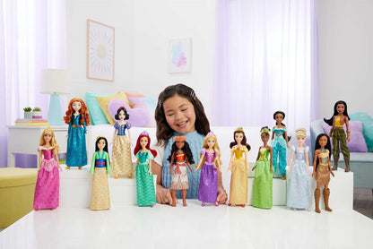 Mattel Conjunto Disney Princess Ultimate Princess com 13 Bonecas Fashion | 13 Bonecas Articuladas com Roupas e Acessórios Brilhantes e Característicos, Inspiradas nos Filmes da Disney, JFC43