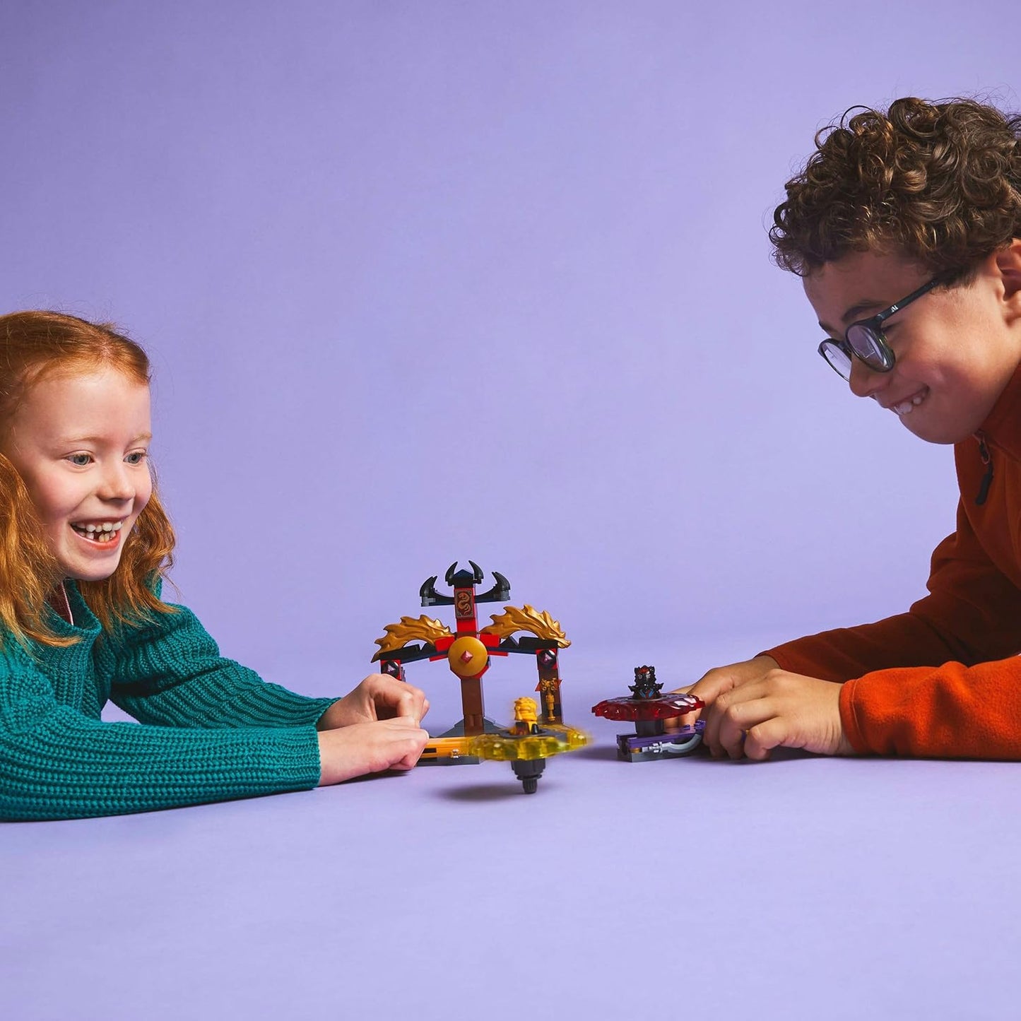 LEGO Conjunto de pacote de batalha NINJAGO Dragon Spinjitzu com 2 minifiguras, lançadores e elementos voadores - Brinquedo ninja de ação para meninos e meninas com mais de 6 anos - Presentes para fãs de programas de TV em ascensão de Dragons