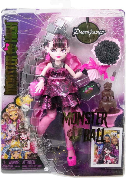 Monster High Boneca Draculaura em vestido de festa Monster Ball com acessórios temáticos como fonte de chocolate