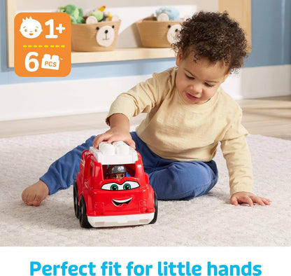Mega Conjunto de Brinquedo Bloks First Builders com Blocos de Montar para Crianças Pequenas – Caminhão de Bombeiros Freddy com 6 Peças e Compartimento de Armazenamento, 1 Boneco, Vermelho, Para Maiores de 1 Ano, GXX08