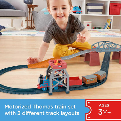 Conjunto de trem Fisher-Price Thomas & Friends 3 em 1 com Thomas motorizado para crianças em idade pré-escolar a partir de 3 anos, HGX64