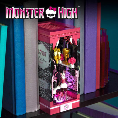 MEGA Conjunto de Montagem Monster High – Cripta "Boo-k" da Draculaura com 301 Peças, Cenário Estilo Livro para Colecionadores, HXJ88