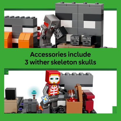 LEGO Minecraft Batalha Wither - Brinquedo Interativo com Guerreiro Carmesim, Andarilho, Cubo de Magma e 2 Figuras de Esqueletos Wither - Presente para Jogadores a partir de 8 Anos - 21590