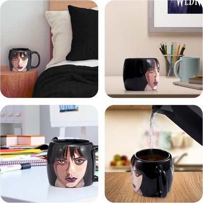 Caneca 3D para presente WOW! STUFF Wednesday and Thing | Mistério dentro | Produtos oficiais da Wednesday, itens colecionáveis, brinquedos e presentes | Para adolescentes, pré-adolescentes e adultos