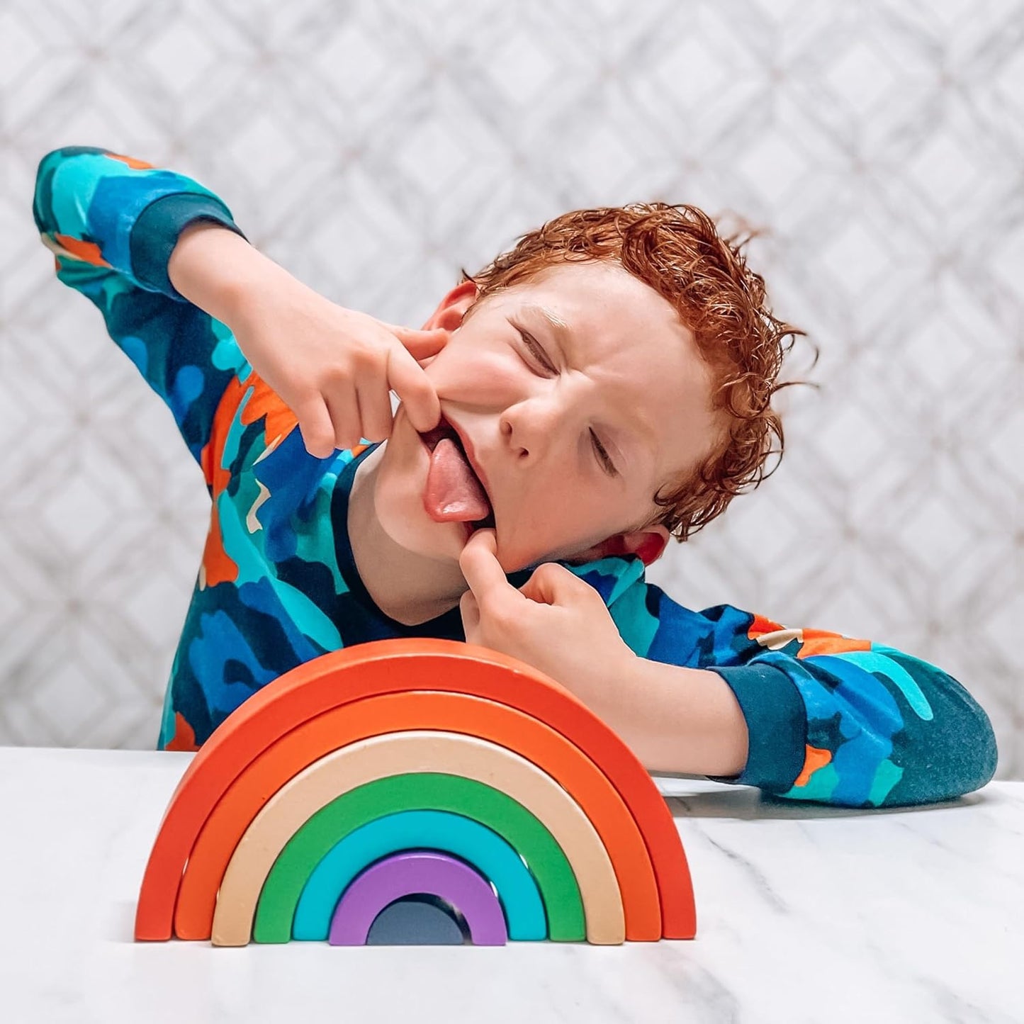 Jaques of London Brinquedo de empilhamento de madeira arco-íris | Brinquedos de madeira Montessori para crianças a partir de 1 ano | Jogos de empilhamento e equilíbrio para crianças pequenas | Desde 1795