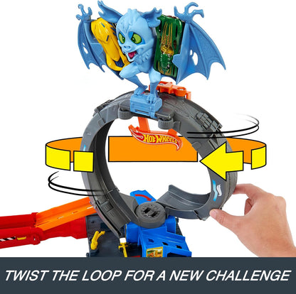 Hot Wheels Let's Race Netflix - Conjunto de pistas de carro de brinquedo urbano, Bat Loop Attack com laço ajustável e lançador, carro de brinquedo em escala 1:64, TAN78