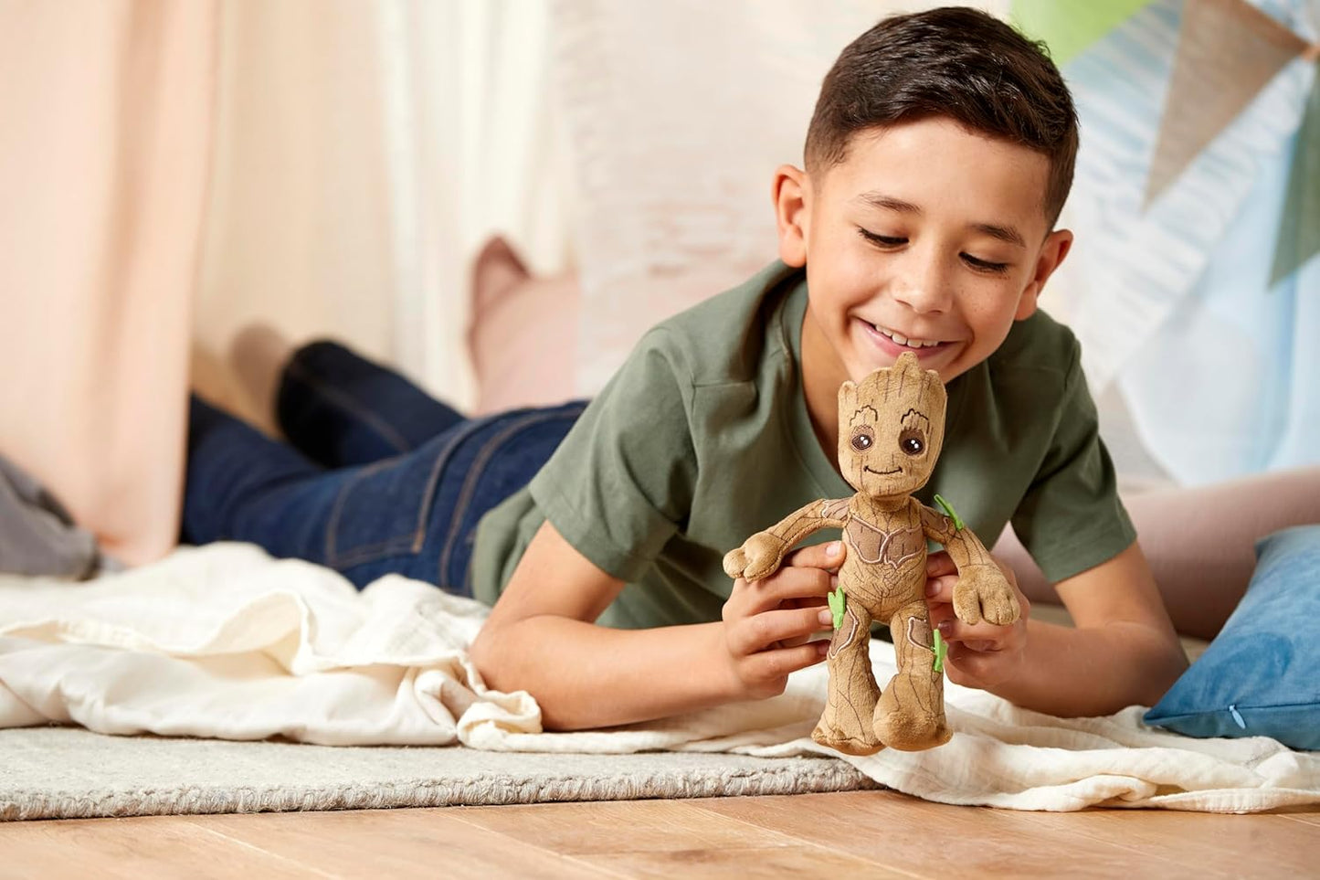 Disney Mini Pelúcia Groot Oficial da Store, Guardiões da Galáxia, 23cm, Pequena e Macia, Adequada para Crianças a partir de 0 Anos