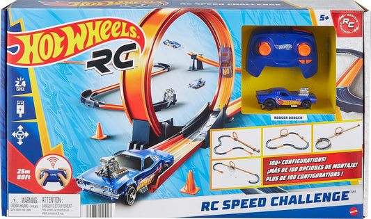 Hot Wheels Conjunto de pista de carro de brinquedo com veículo de controle remoto em escala 1:64 e mais de 30 peças de pista de corrida, várias configurações, carros funcionam dentro e fora da pista, HXX45