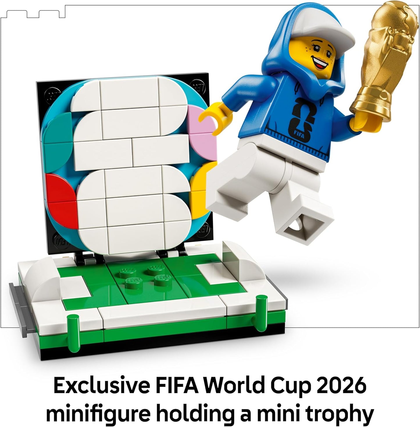 LEGO FIFA World Cup – Réplica do Troféu Oficial – Kit de Modelo 3D para Montar com Minifigura Colecionável – Presente de Futebol para Meninos, Meninas e Adultos Fãs de Esportes (12+ anos) – 43020