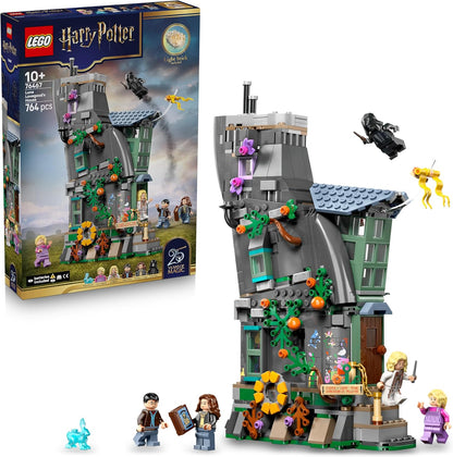 LEGO Harry Potter Casa da Luna Lovegood - Kit de Modelo em Miniatura para Montar com Bloco de Luz e 5 Minifiguras - Ideia de Decoração para Quarto - Presente para Meninas, Meninos e Fãs a partir de 10 Anos - 76467
