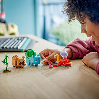 LEGO Pokémon SMART Play: Festa das Frutas com Bulbasaur e Bidoof – Conjunto de Brinquedo Interativo Compatível, Inclui 2 Etiquetas SMART e 2 Pokémon – Ideia de Presente para Meninos e Meninas a partir de 7 Anos – 72155