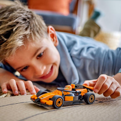 LEGO City F1 Driver com McLaren Race Car - Brinquedo de construção de Fórmula 1 com uma minifigura de piloto de corrida - Pequena ideia de presente de aniversário para meninos e meninas com mais de 6 anos ou fãs adultos de automobilismo