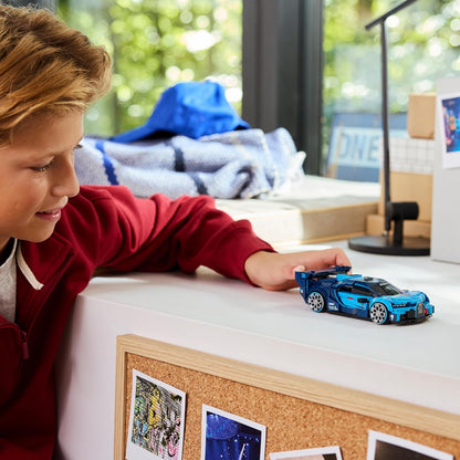 LEGO Speed Champions Bugatti Vision GT Hyper Sports Car - Kit de Montagem com Minifigura Colecionável de Piloto - Ótima Ideia de Presente para Meninos a partir de 9 Anos e Fãs de Automobilismo - 77253