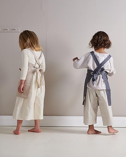 ThreadBear Design Avental de linho com alças cruzadas nas costas para crianças a partir de 3 anos - Brincadeira criativa e decoração de berçário