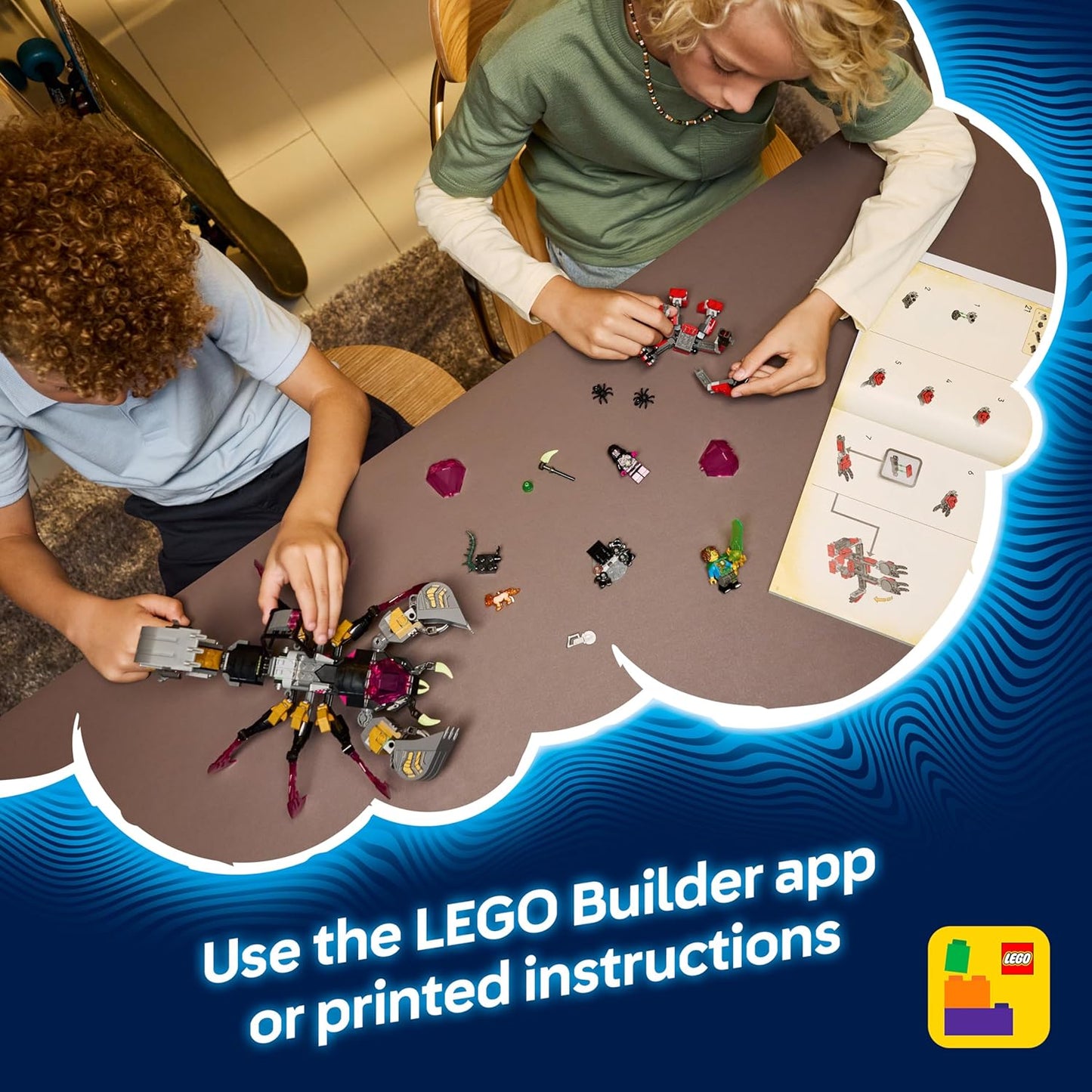LEGO DREAMZzz 2 em 1 Escavadeira Escorpião Pesadelo - Transforma-se em uma figura de Vespa - Inclui 3 minifiguras e uma criatura colecionável laranja do tesouro - Presente para meninos a partir de 7 anos - 71513