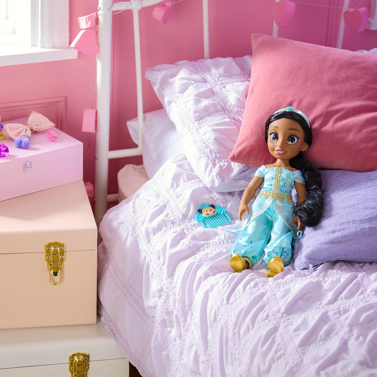 Disney Boneca Oficial Jasmine da Store com Escova de Cabelo de Brinquedo, Aladdin, 40,5 cm / 16 pol., Coleção Once Upon a Story, Idade 3+