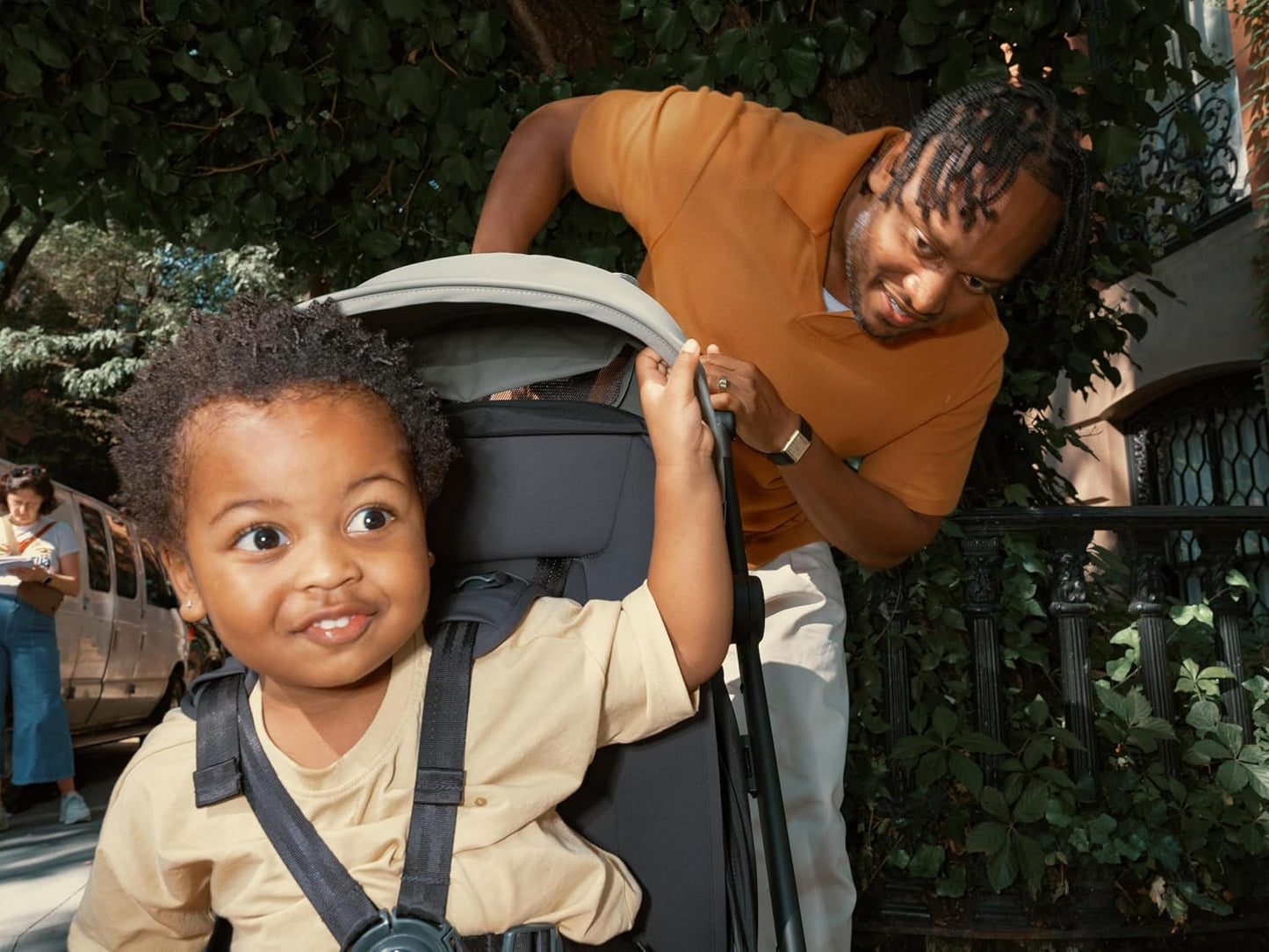 Ergobaby Carrinho de Bebê Metro3 com Função de Reclinação, Ideal para Bebês de 0 a 4 Anos (do Nascimento até 22kg), Dobrável e Compatível com Bebê Conforto, Alça Ajustável em Altura, Assento Ergonômico, Cor Oliva Macia