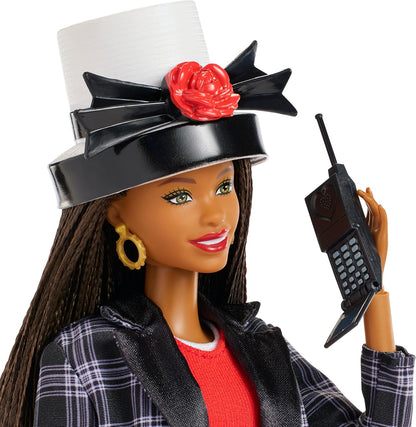 Barbie Boneca Signature, Dionne de As Patricinhas de Beverly Hills, Colecionável, com Terno Xadrez Preto e Branco, Cartola e Acessório de Celular, JBJ47