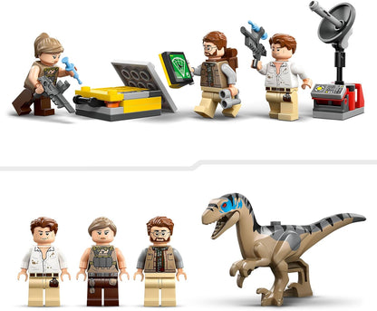 LEGO Jurassic World Missão de Rastreamento de Raptor e Titanossauro - Brinquedo de Dinossauro com 3 Minifiguras, Carro Off-Road e Moto - Presente para Meninos e Meninas a partir de 7 Anos - 76973