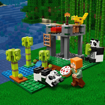 LEGO 21158 Minecraft The Panda Nursery Building Set com Alex e figuras de animais, brinquedos para meninos e meninas de 7 anos ou mais