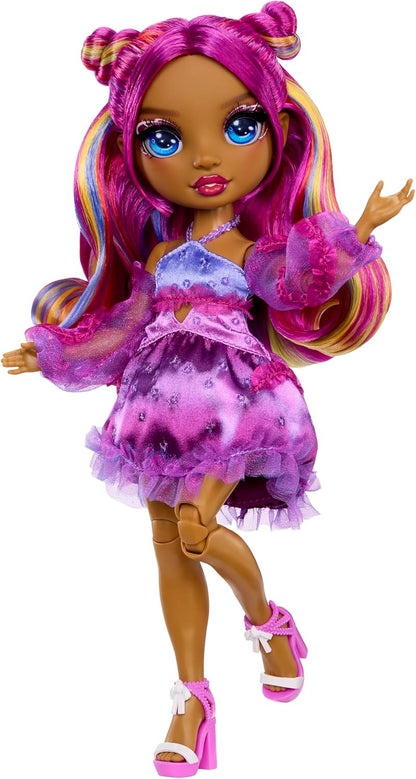 Rainbow High Be Dazzling - Noemie Violette - Boneca Fashion Roxa de 28cm com Ferramenta para Aplicar Brilho, Gemas Brilhantes e Acessórios de Estilo