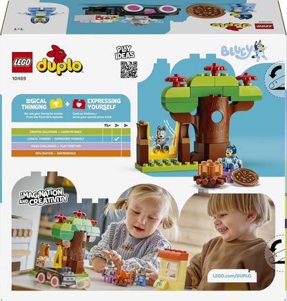 LEGO DUPLO Bluey Pizza Girls com Muffin e Bluey - Brinquedo Educativo para Desenvolvimento da Coordenação Motora em Crianças - Conjunto Montessori com Carro, 2 Figuras, Árvore e Balanço - Presente para Meninas e Meninos a partir de 2 Anos - 10469