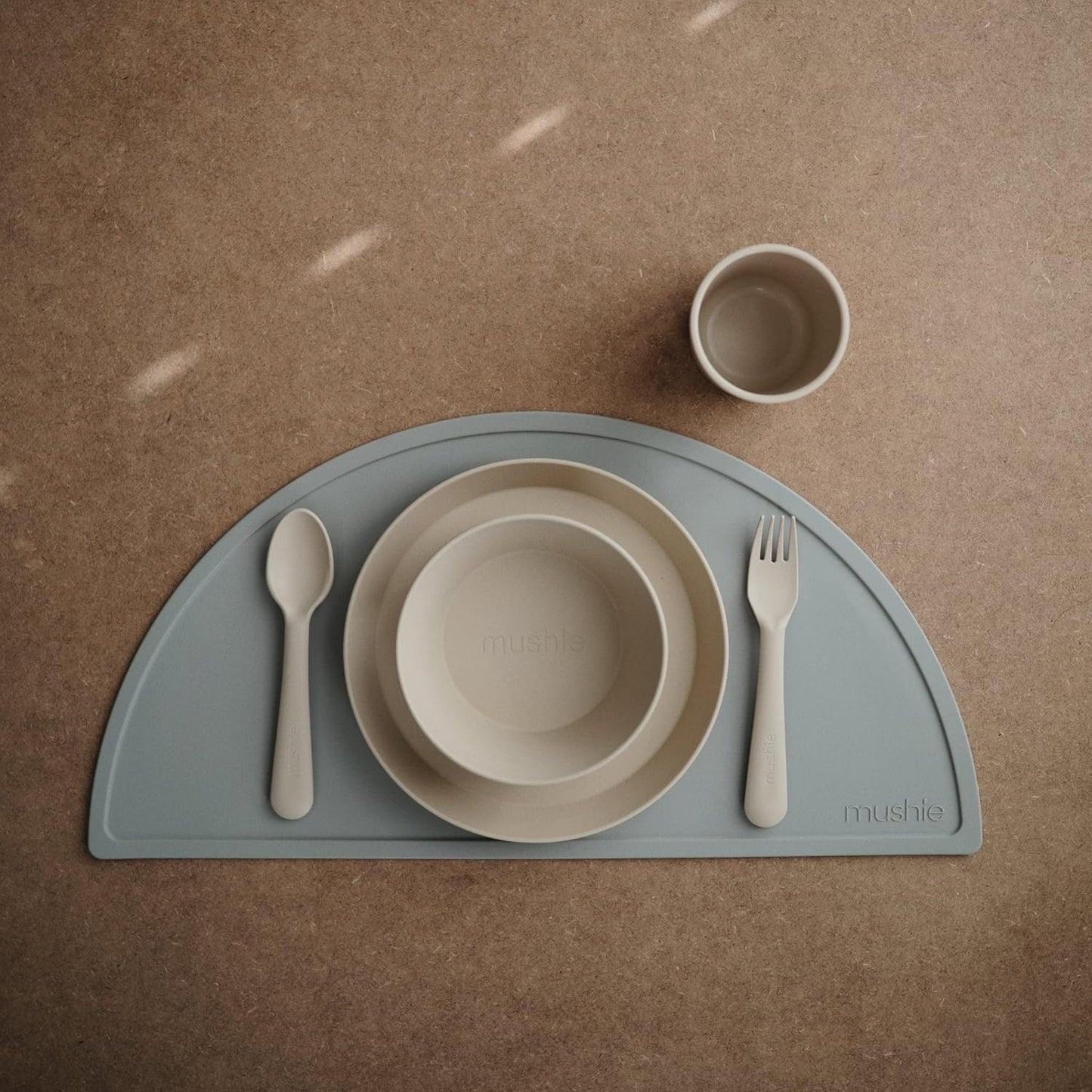 Mushie Copos de Jantar para Crianças | Copos de Mesa | Conjunto com 2 | Reutilizáveis | Podem ir à máquina de lavar louça e ao micro-ondas | Fáceis de segurar para crianças | Fabricados na Dinamarca (Marfim)