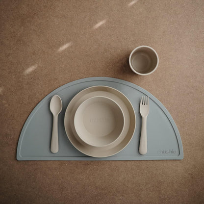 Mushie Copos de Jantar para Crianças | Copos de Mesa | Conjunto com 2 | Reutilizáveis | Podem ir à máquina de lavar louça e ao micro-ondas | Fáceis de segurar para crianças | Fabricados na Dinamarca (Marfim)