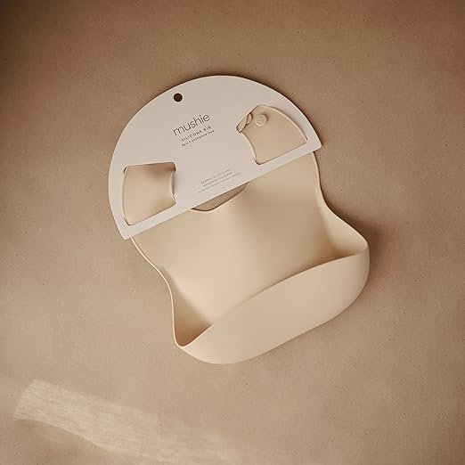 Mushie Babador de Silicone Baby | Babadores Impermeáveis com Ajuste Perfeito | Babadores Fáceis de Limpar para Alimentação do Bebê | 4 Tamanhos Ajustáveis com Bolsos Frontais Fundos | 100% Livre de BPA e Ftalatos