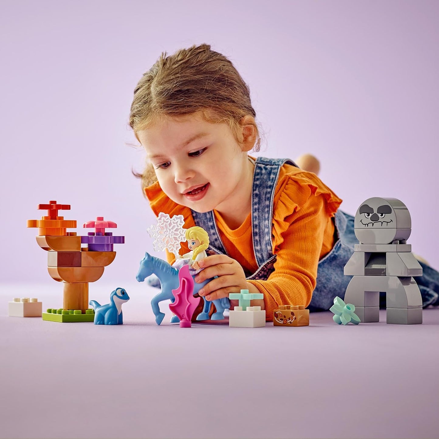 LEGO DUPLO Disney Elsa e Bruni na Floresta Encantada, Frozen 2 Brinquedo de aprendizagem para crianças, meninas e meninos de mais de 2 anos, com 4 personagens, incluindo a miniboneca Els, ideias para presentes de aniversário 10418