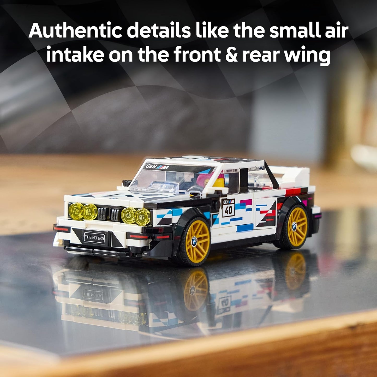 LEGO Brinquedo Speed Champions BMW M3 (E30) – Kit de Modelo com Minifigura de Piloto Colecionável – Ideia de Presente de Aniversário para Meninos a partir de 9 Anos e Fãs de Automobilismo – 77263