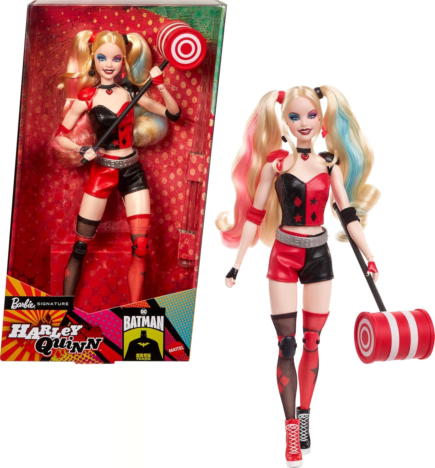 Barbie Boneca Signature Harley Quinn de colecionador com corpo articulado, traje icônico e acessório de martelo, item colecionável do 85º aniversário do Batman da DC, HRM84