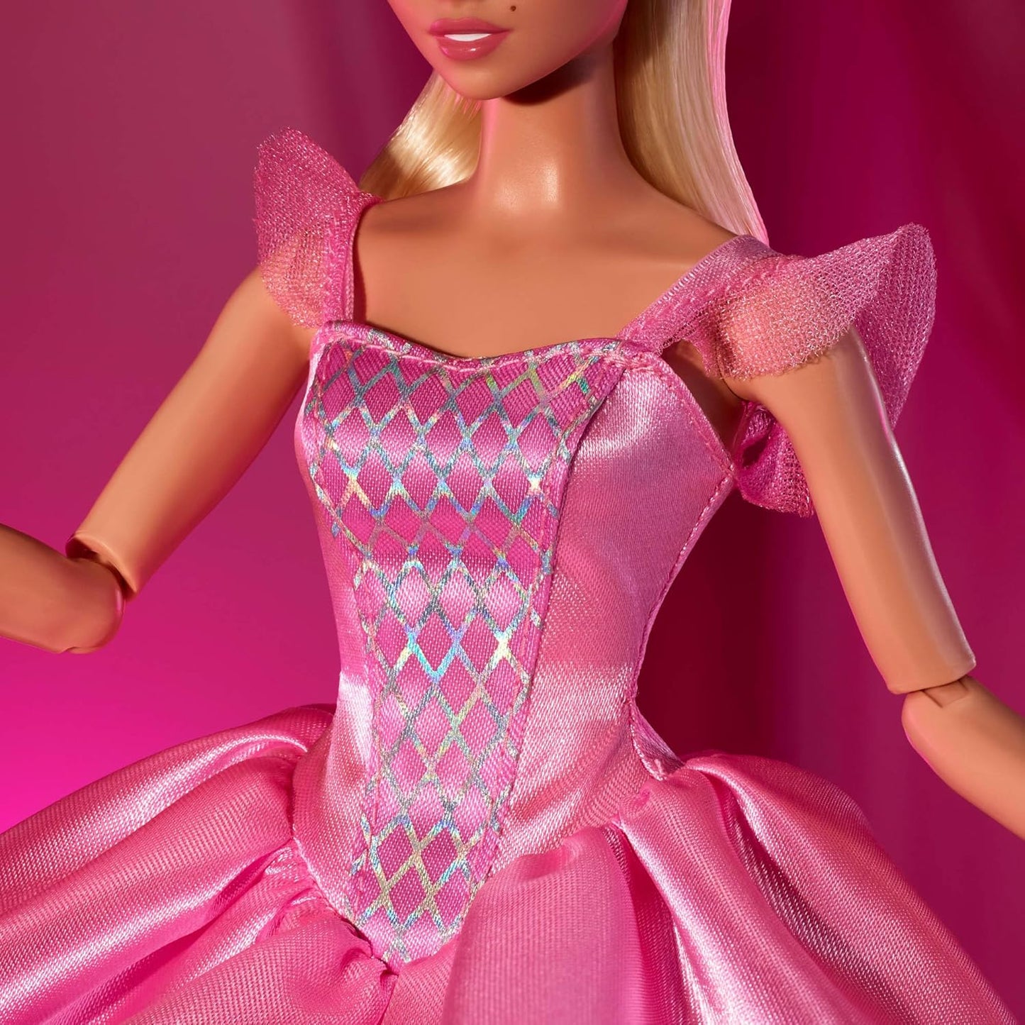 Barbie Boneca Signature Ballet Wishes, boneca colecionável da moda em tutu rosa acetinado com cabelo loiro e embalagem para presente, JBJ10