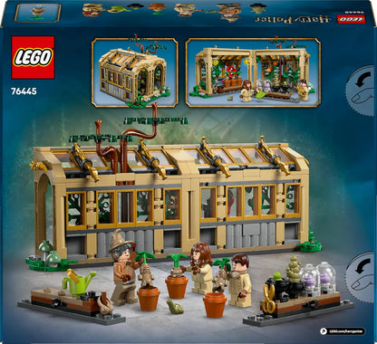 LEGO Harry Potter Castelo de Hogwarts: Conjunto de Aula de Herbologia com Minifiguras Neville Longbottom, Hermione Granger e Professora Sprout - inclui 3 Mandrágoras de Brinquedo - Presente para Meninas e Meninos a partir de 8 Anos - 76445